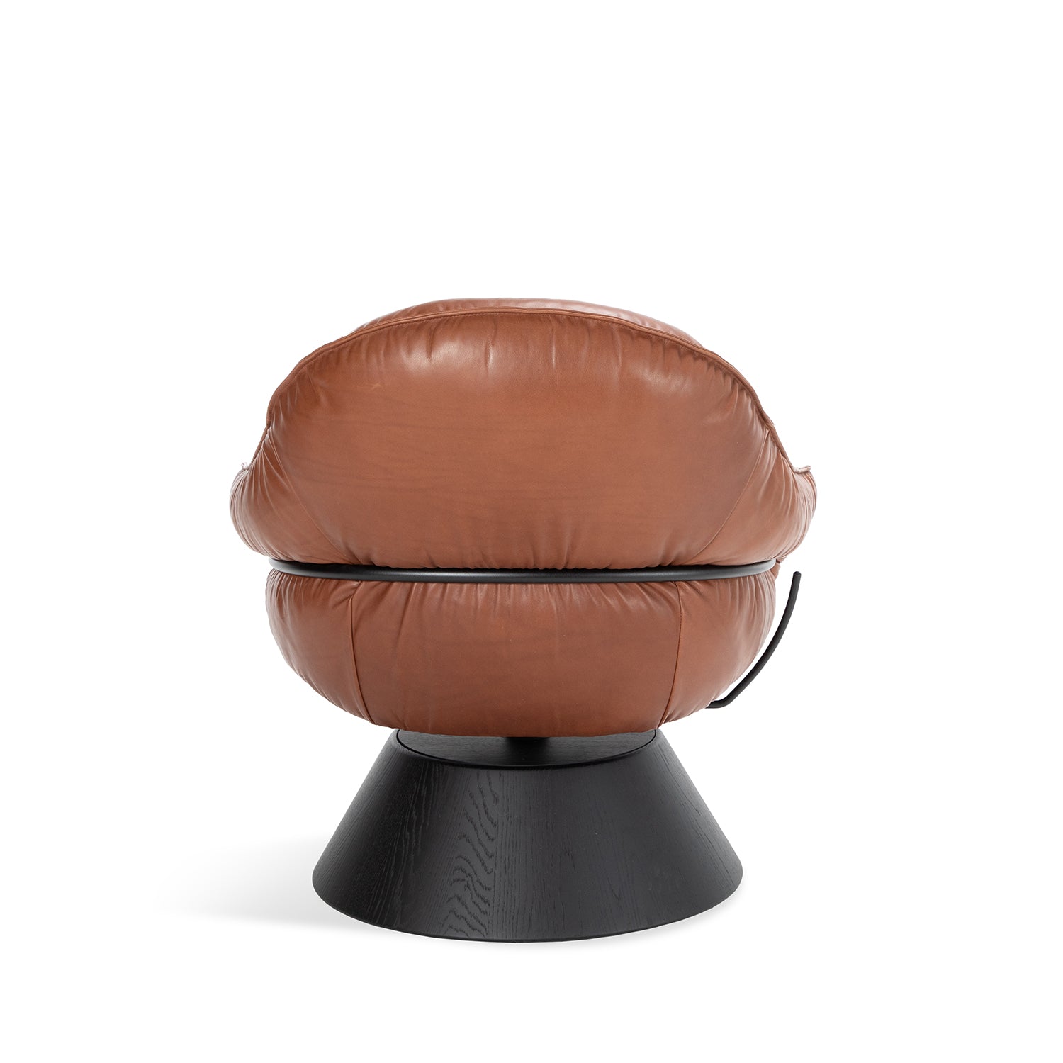 freifrau | marie lounge chair low | cone frame | adora kandis leather
