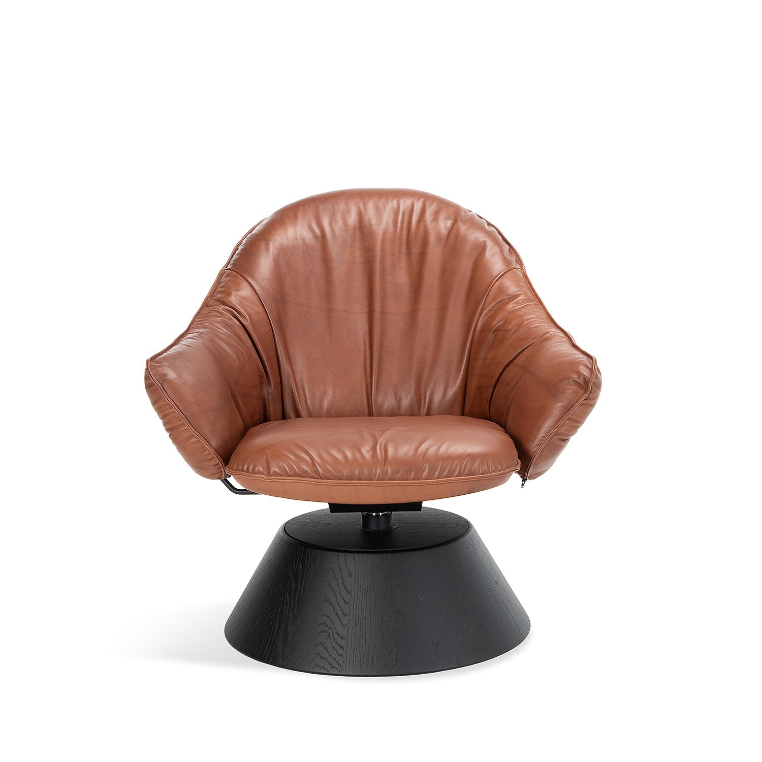 freifrau | marie lounge chair low | cone frame | adora kandis leather