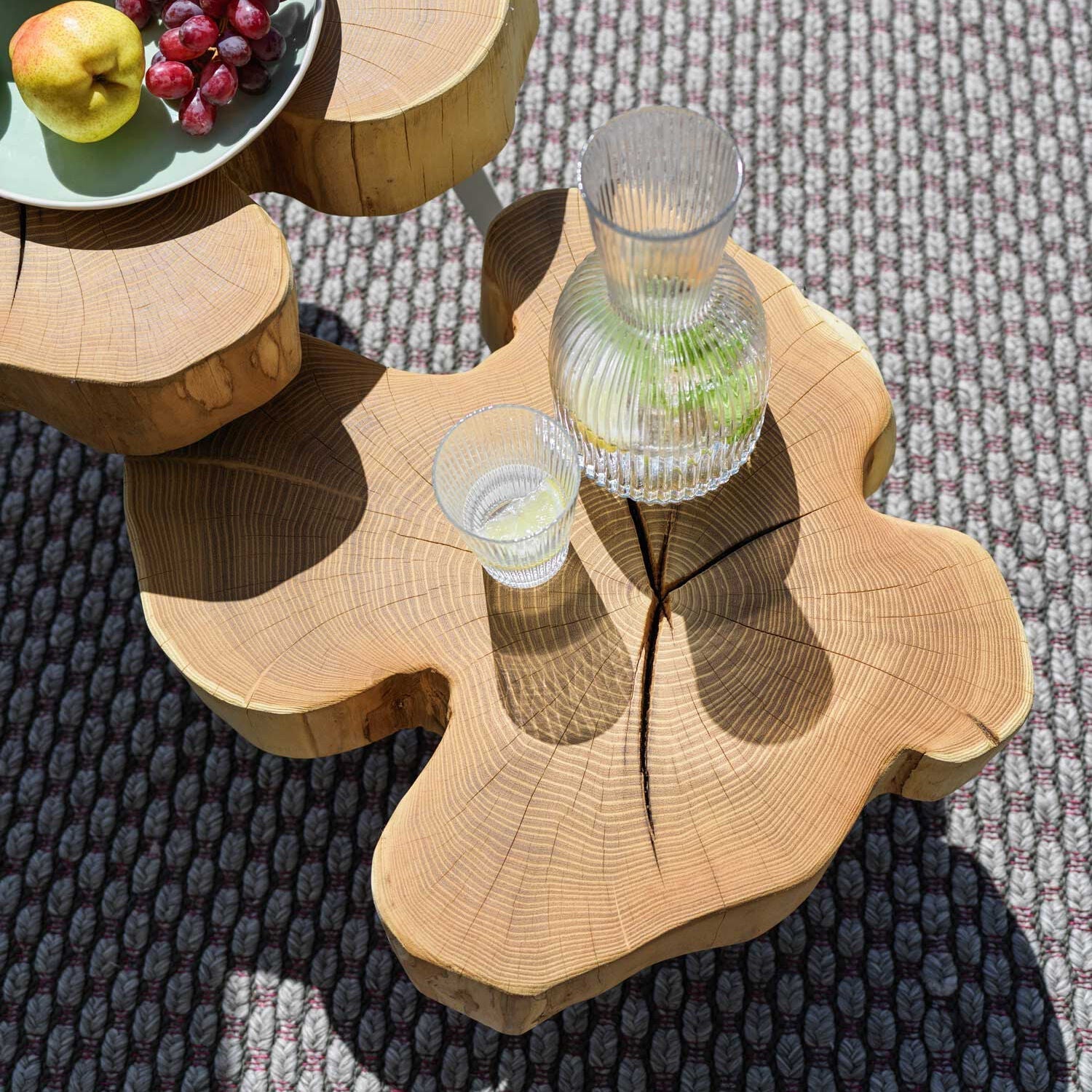 janua | bc 05 stomp outdoor table | 40-50cm | raw acacia