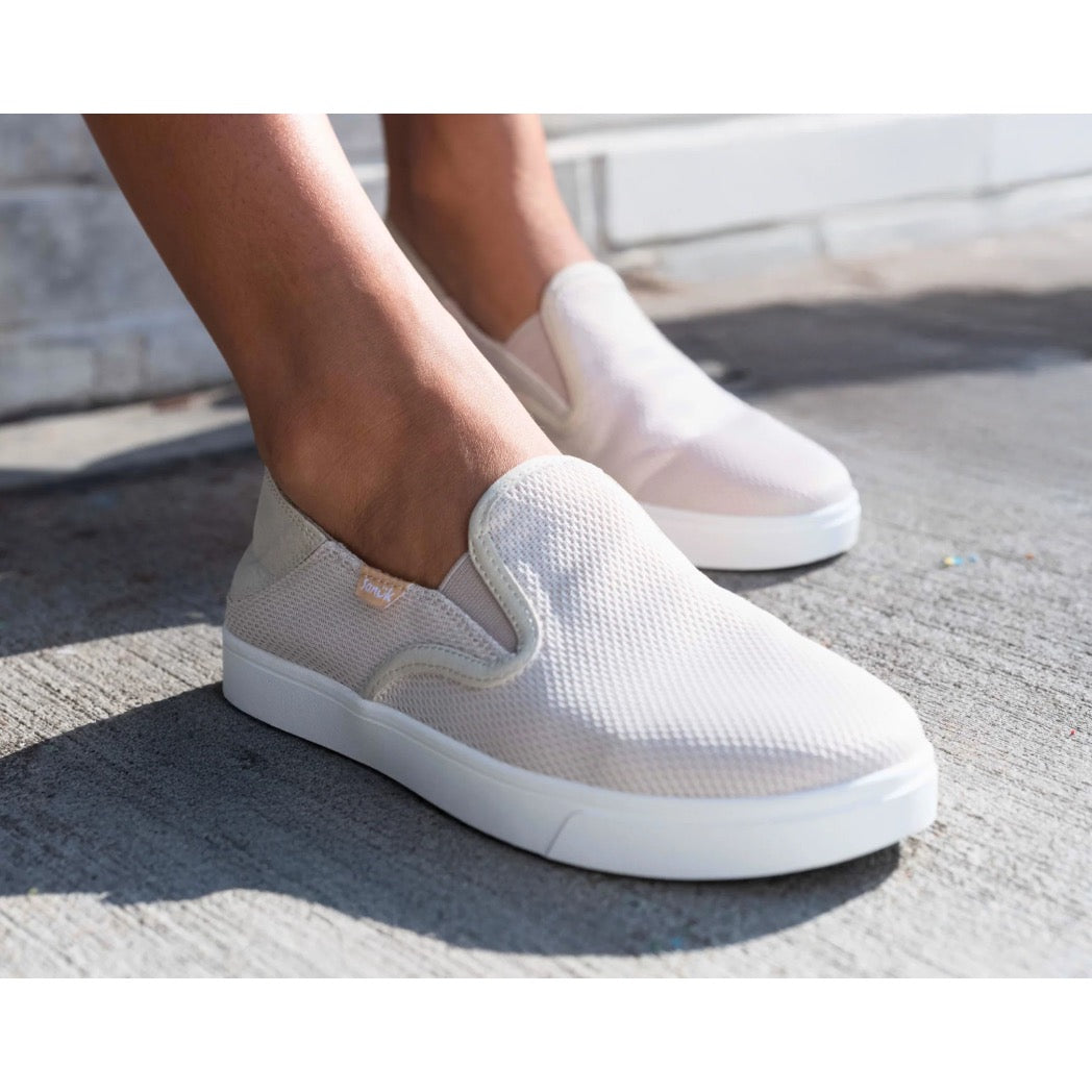 SANUK - TYDAL SLIP ON | SAND DOLLAR