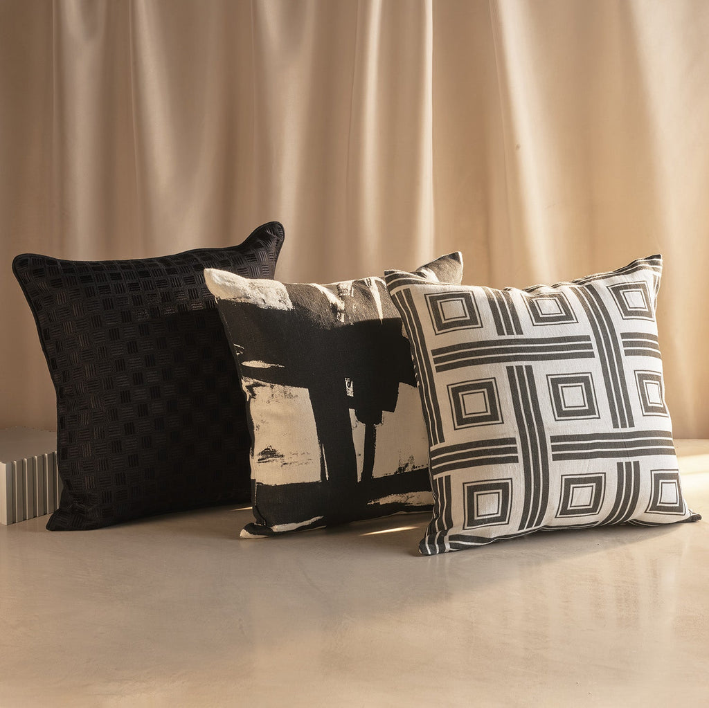 greg natale | astoria weave cushion | black ~ DC