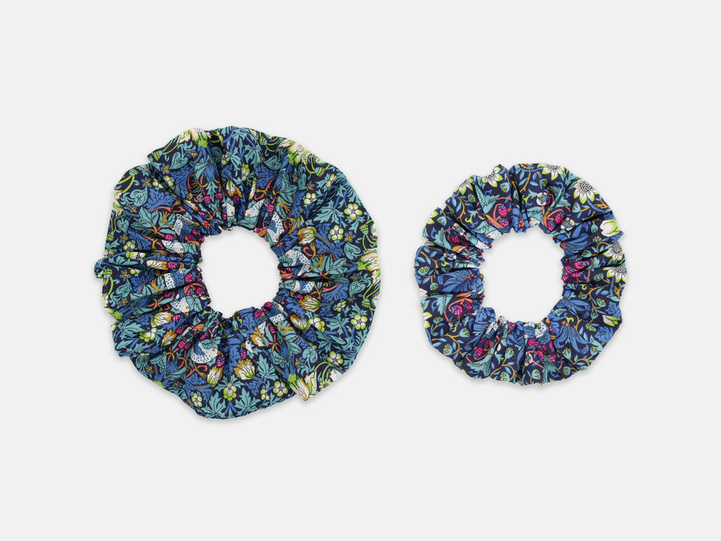 Scrunchie - Liberty Strawberry Thief J Print