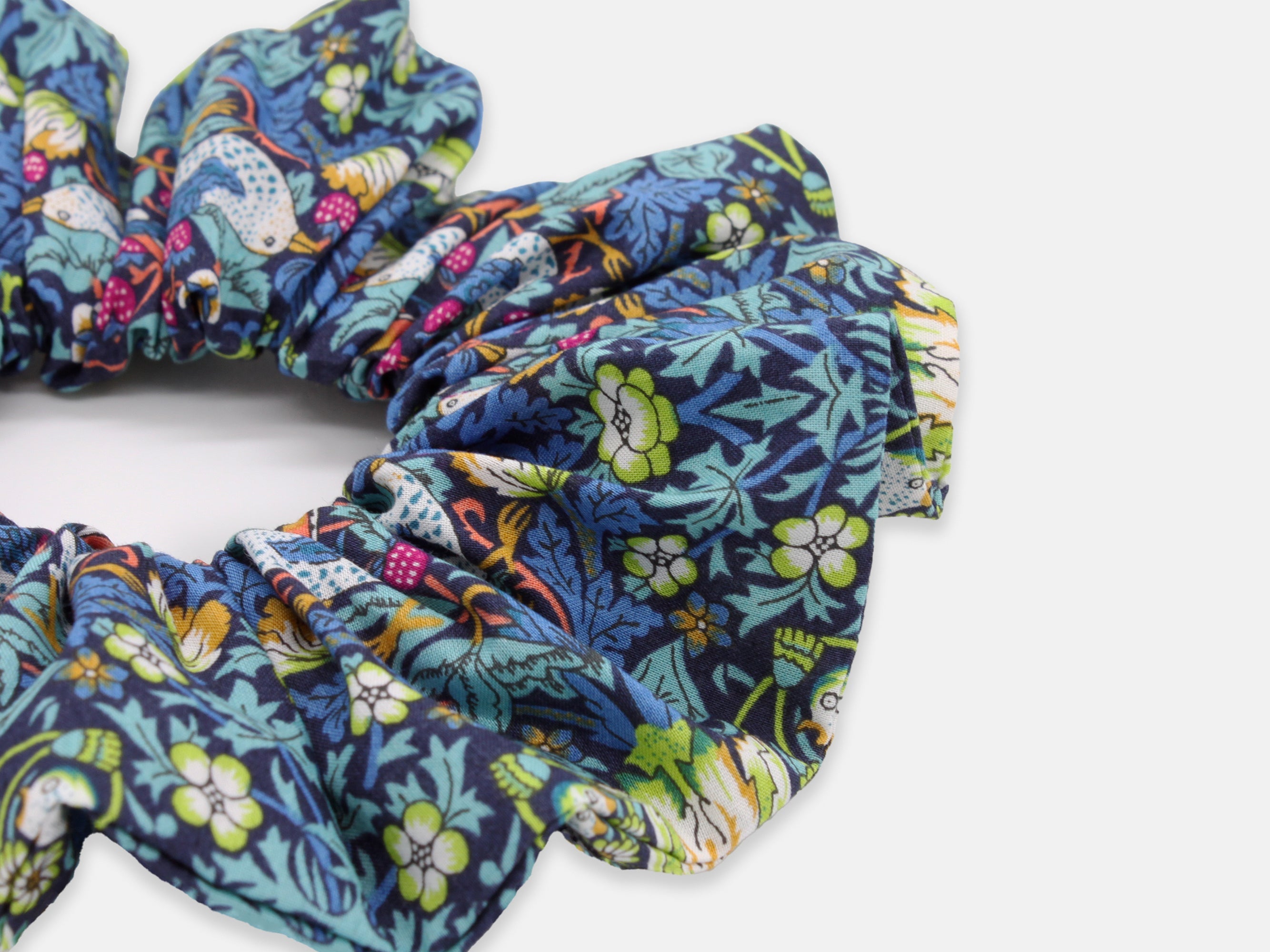 Scrunchie - Liberty Strawberry Thief J Print