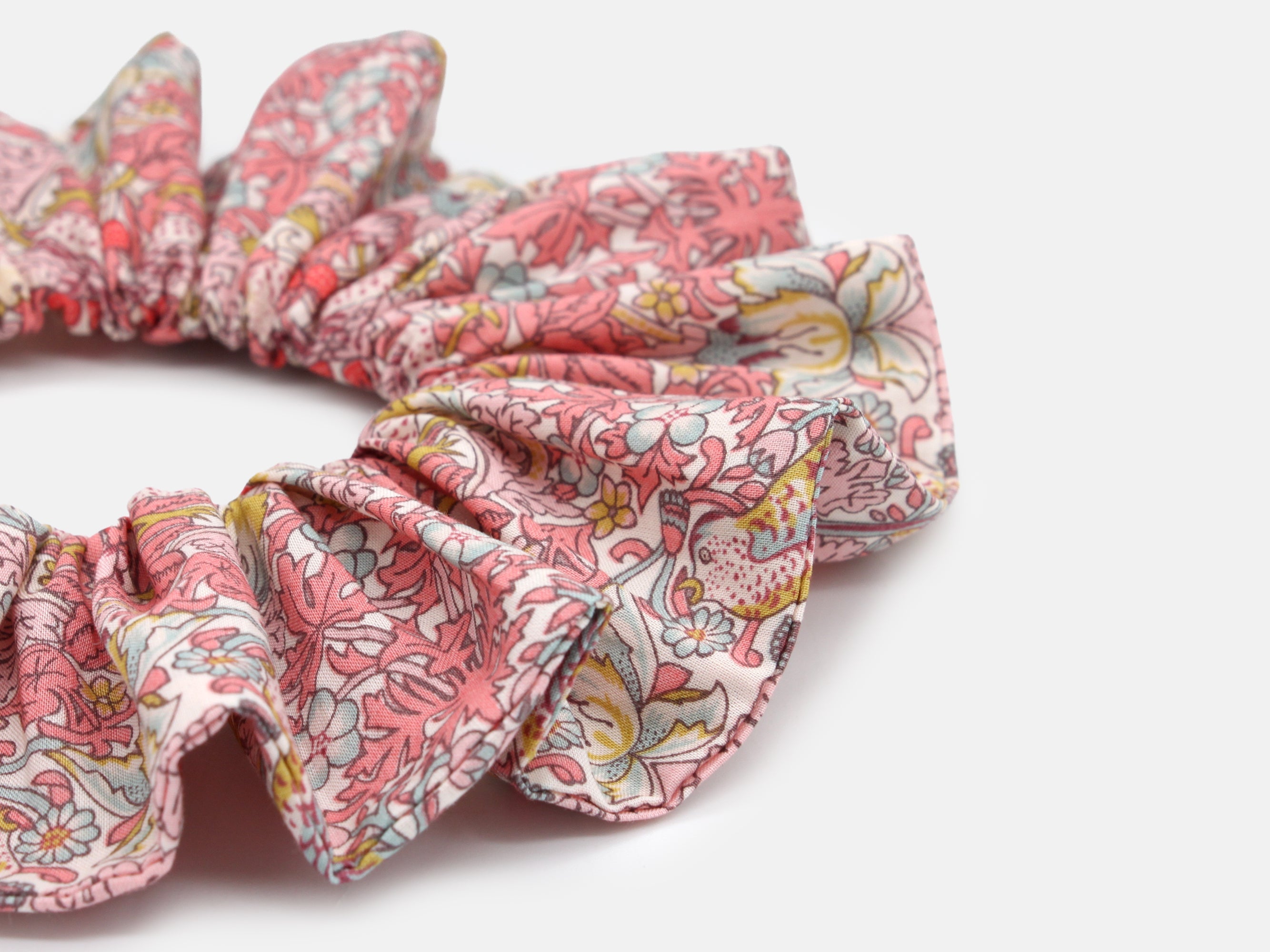 Scrunchie - Liberty Strawberry Thief Spring C Print