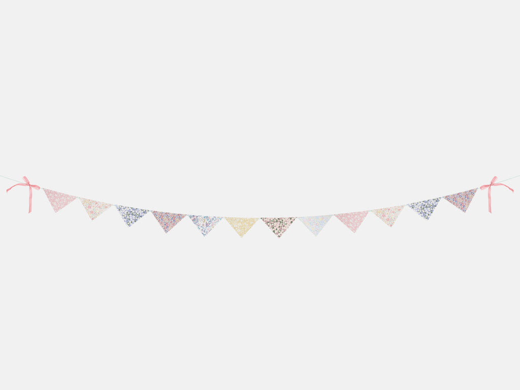 Meri Meri x Liberty Scallop Edge Garland