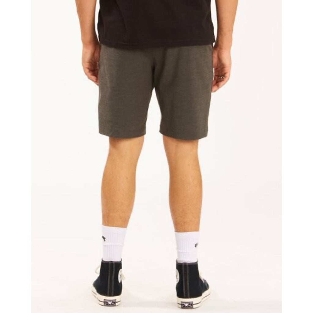 BILLABONG - CROSSFIRE MID SUBMERSIBLE 19" SHORTS | ASPHALT