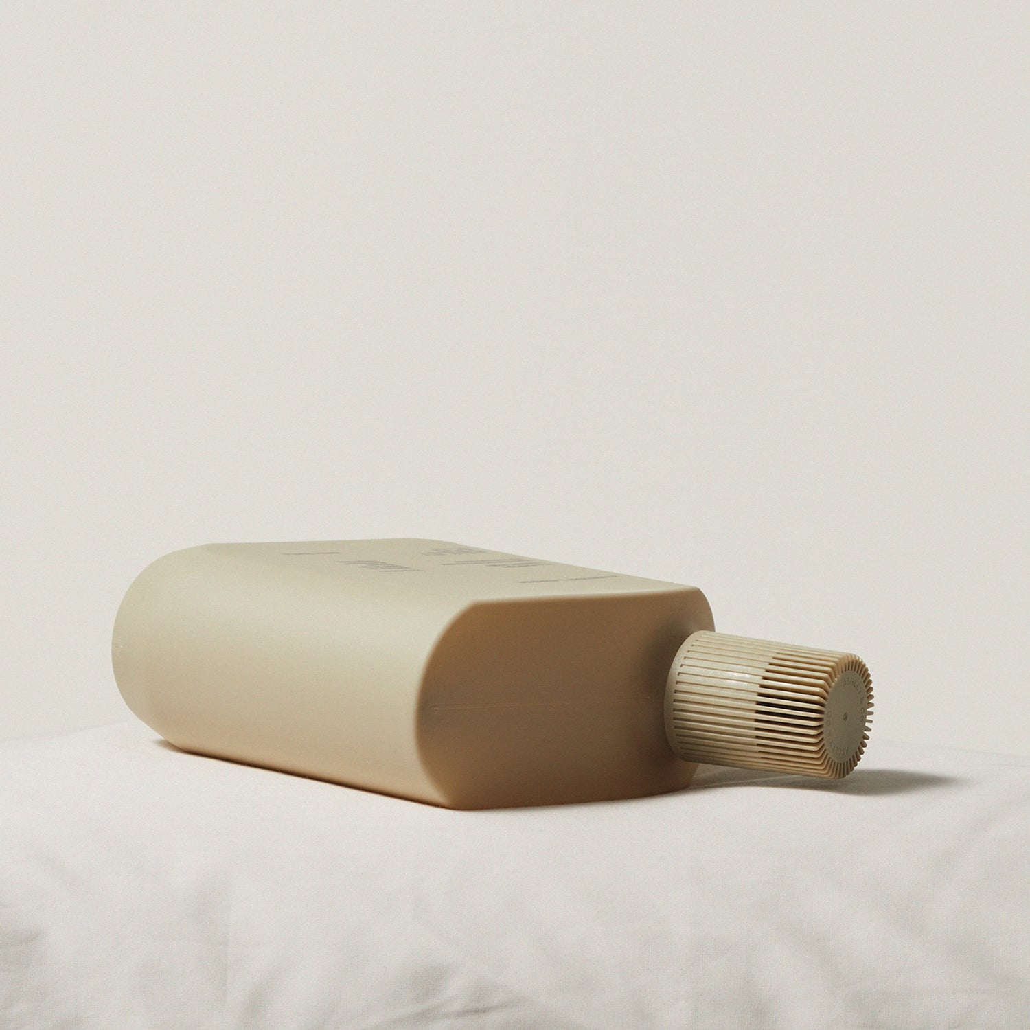 ashley + co | everyday launder laundry wash | tui + kahili