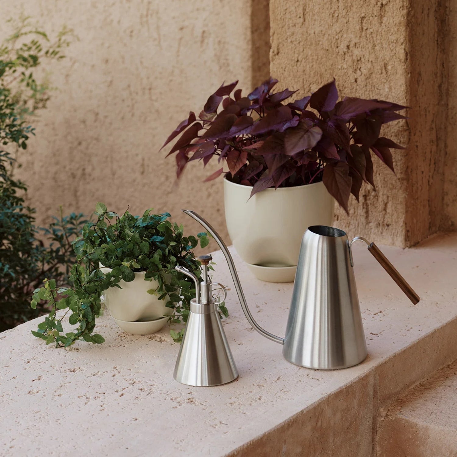 audo copenhagen (menu) | hydrous planter 12cm | ashen