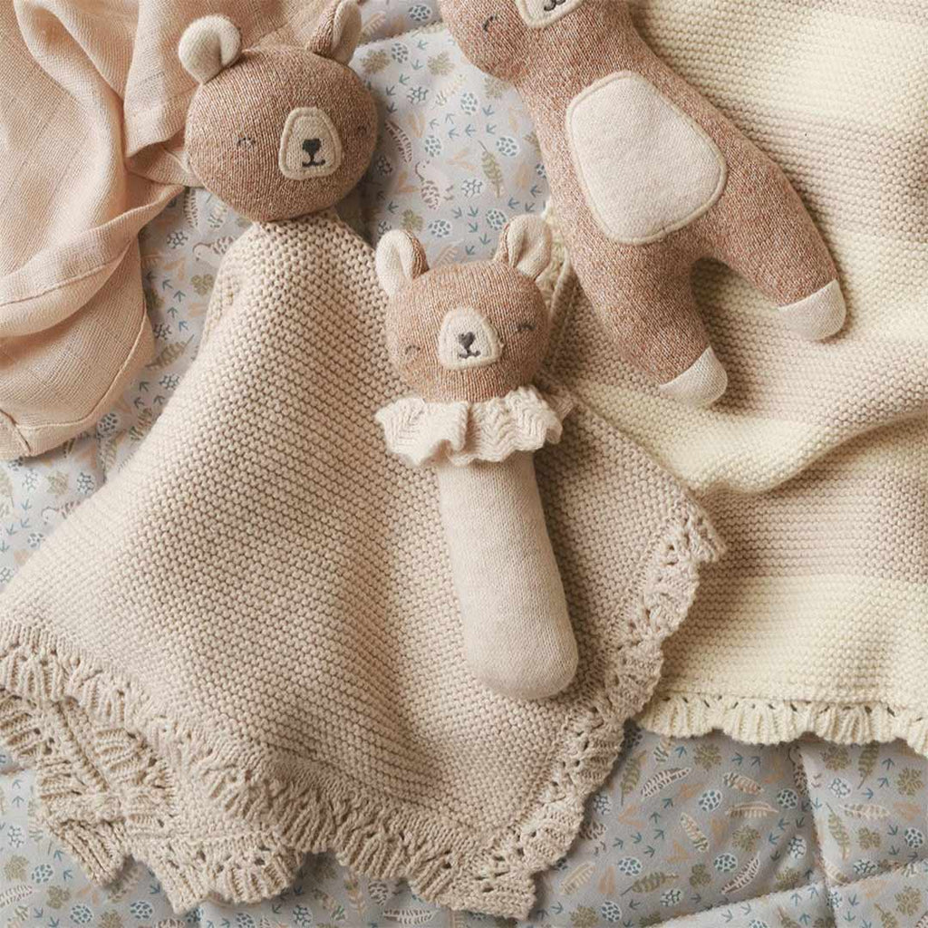 Avery Row Cuddle Cloth - Brown Bear