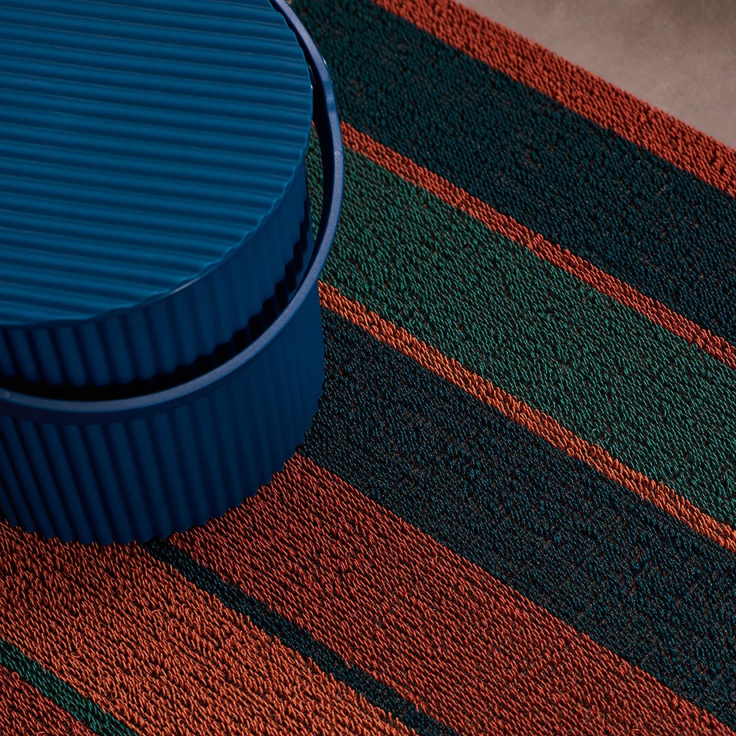 chilewich | shag runner mat 61x183cm (24x36") | bolt stripe raspberry