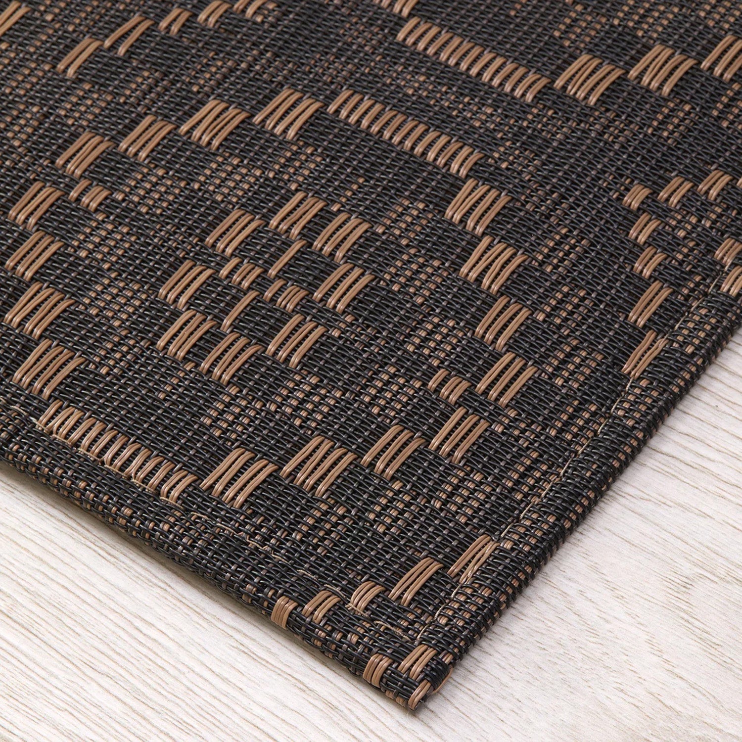 chilewich | woven floormat 183x269cm (72x106") | overshot tiger eye