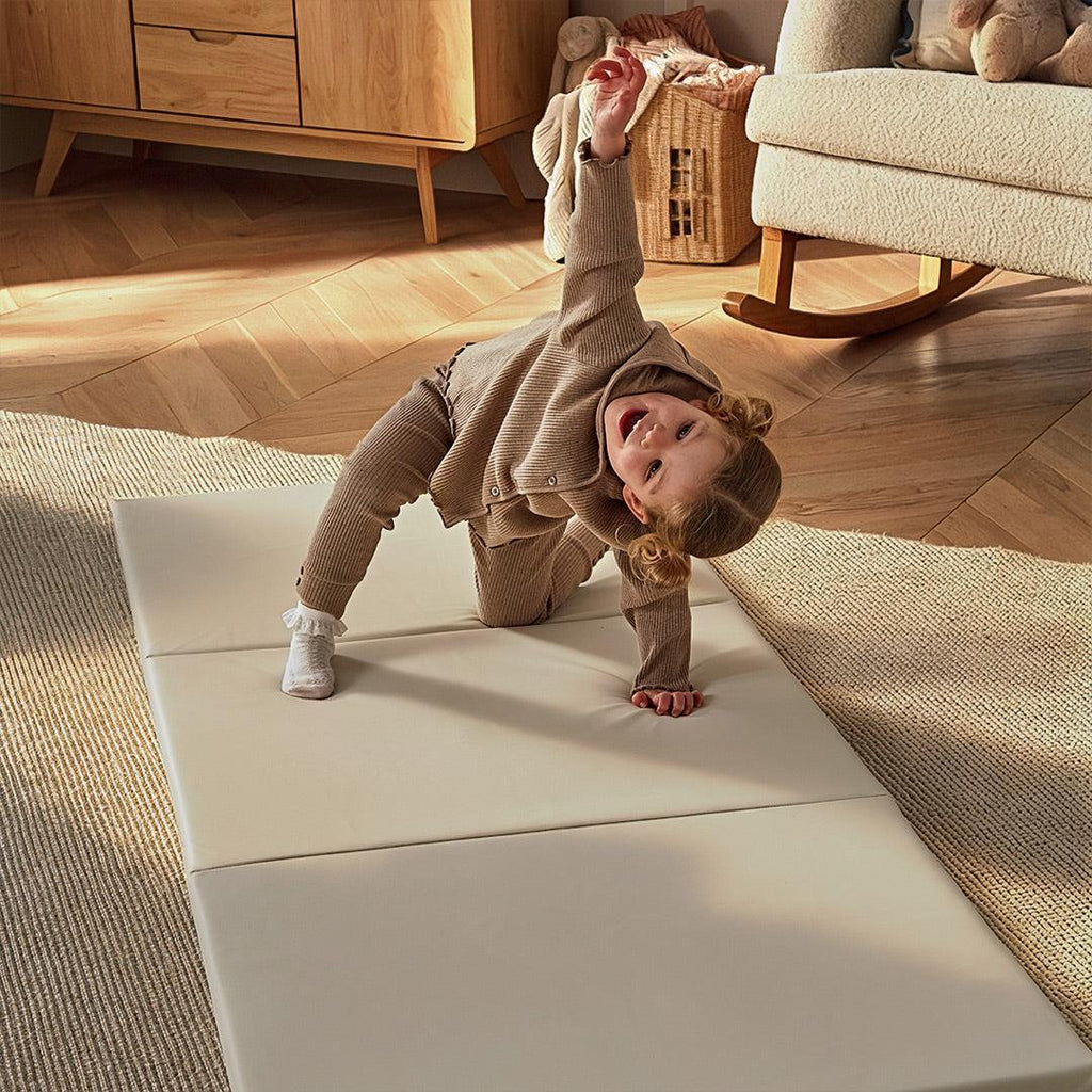 CuddleCo Tumble Play Mat 180 x 75cm - Pebble