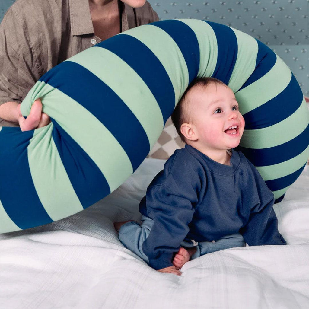 Cushy Puff Pregnancy Pillow Cover - Emerald Dreams