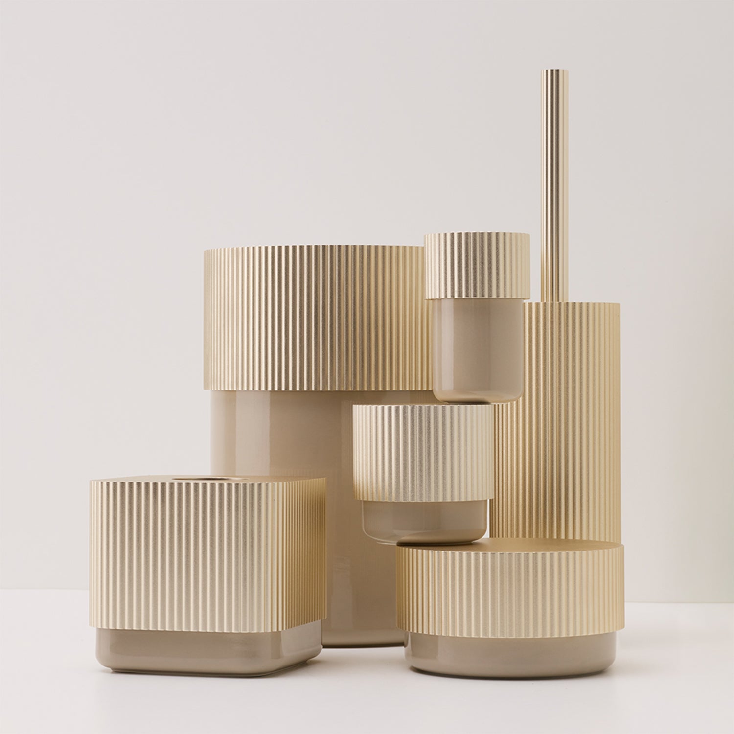decor walther | OF.LINE series | soap dispenser | champagne + dune