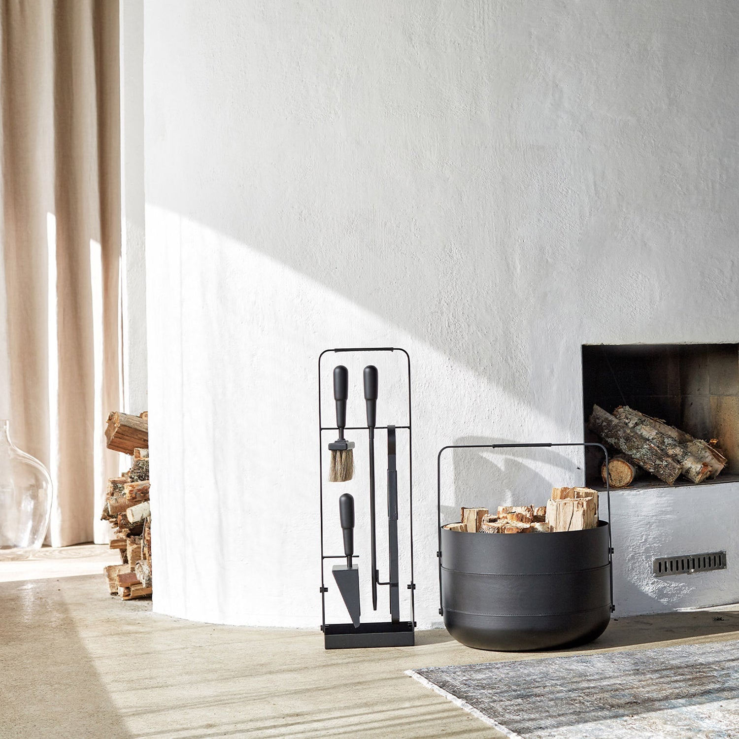 eldvarm | emma fire companion set with leather | noir