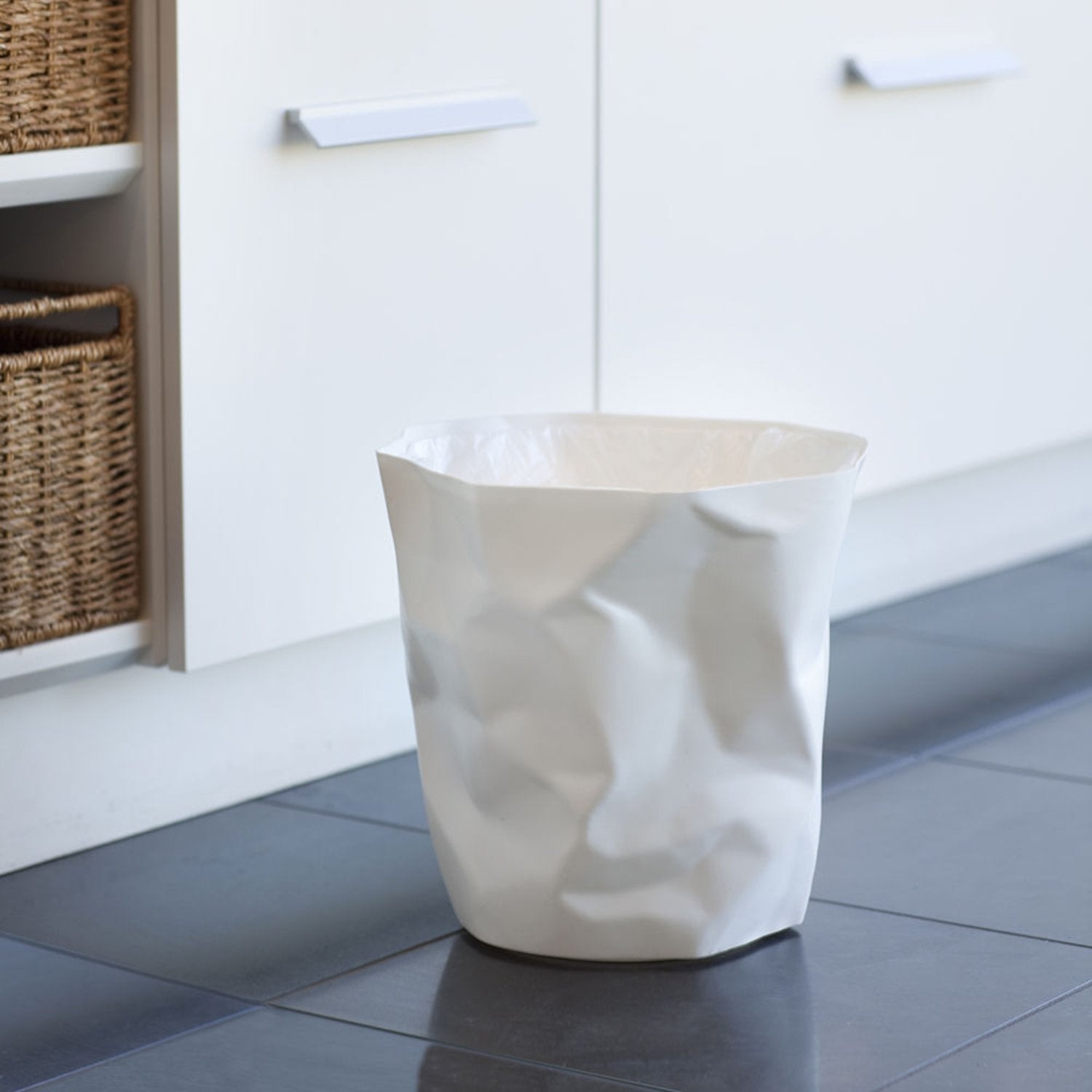 essey | bin bin | large white - LC