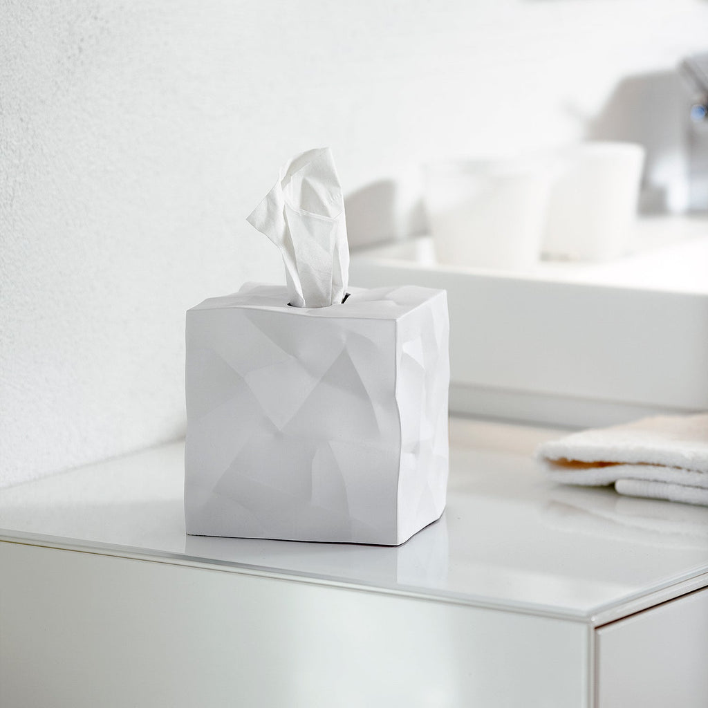 essey | wipy cube tissue box | white - LC