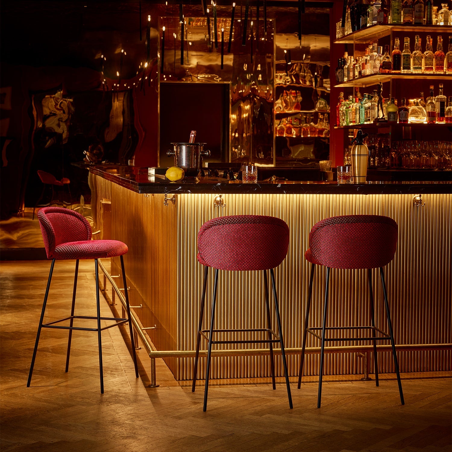 freifrau | ona kitchen stool 65cm | maple 732 + steel bronze glaze frame