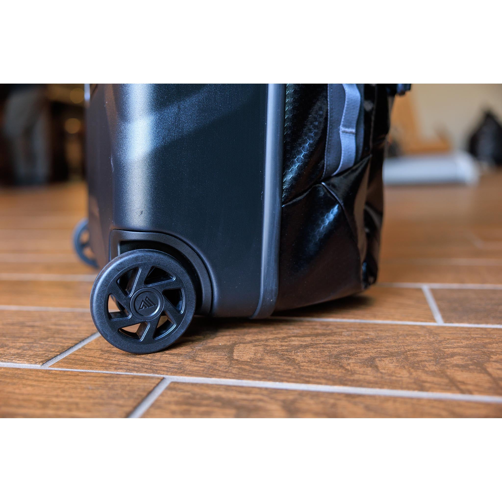 Alpaca Wheeled Duffle 100