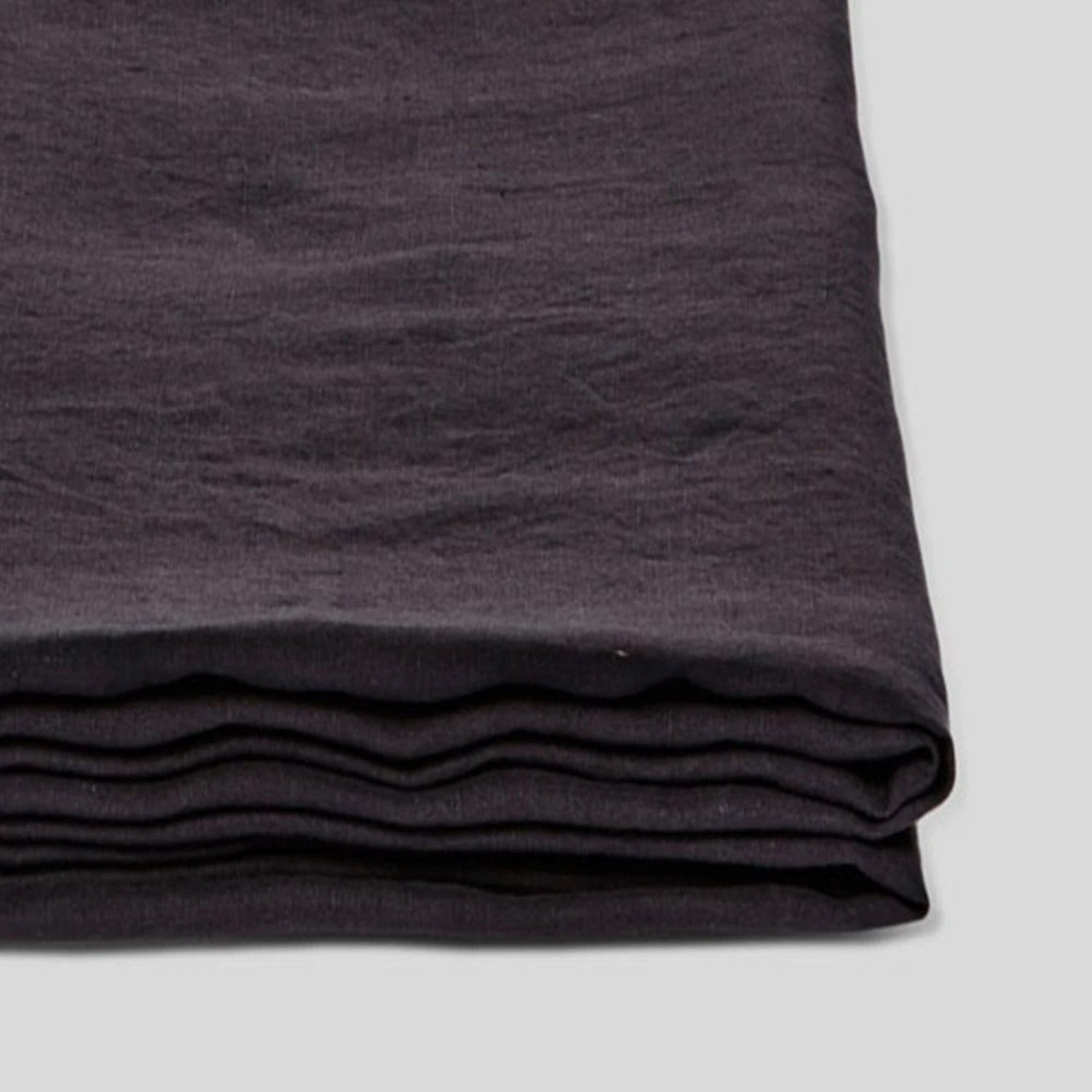 in bed | linen flat sheet | queen | kohl  - LC