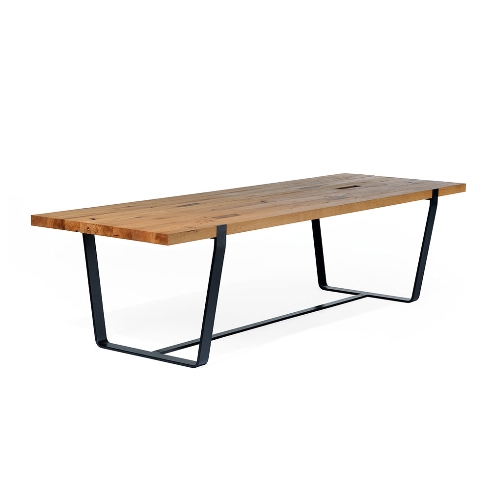 janua | bb 11 clamp table | oiled vintage oak 260x105cm