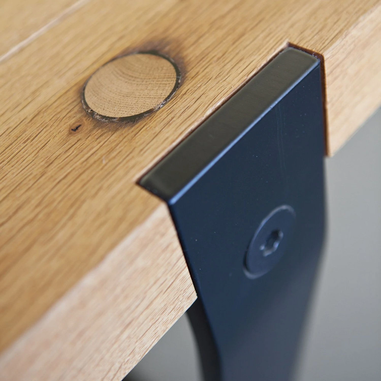 janua | bb 11 clamp table | oiled vintage oak 220x95cm