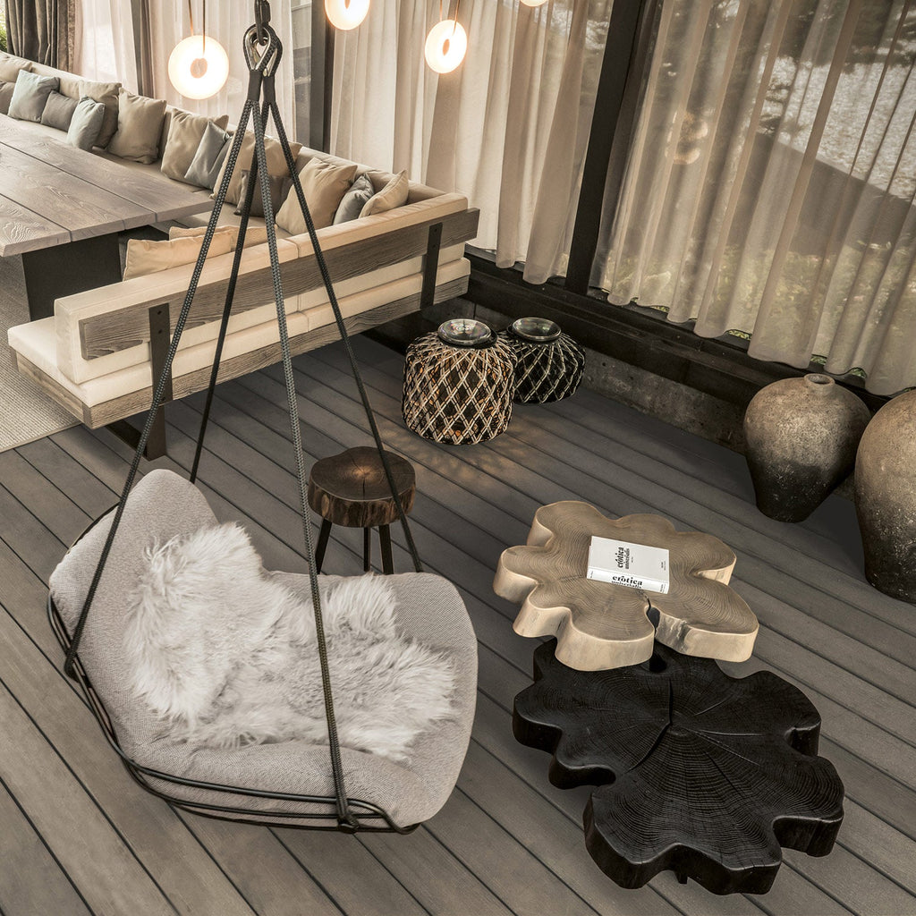 janua | bc 05 stomp outdoor table | 40-50cm | raw acacia