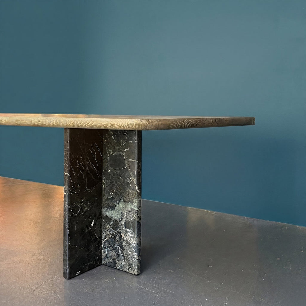 janua | BC17 t-rox dining table | top - soft rectangle schotten & hansen M1 | legs - verde lepanto stone | 280 x 100cm