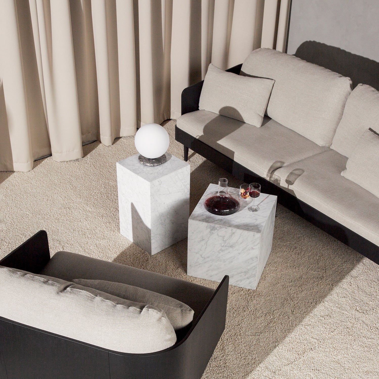 audo copenhagen (menu) | plinth cubic | white carrara marble