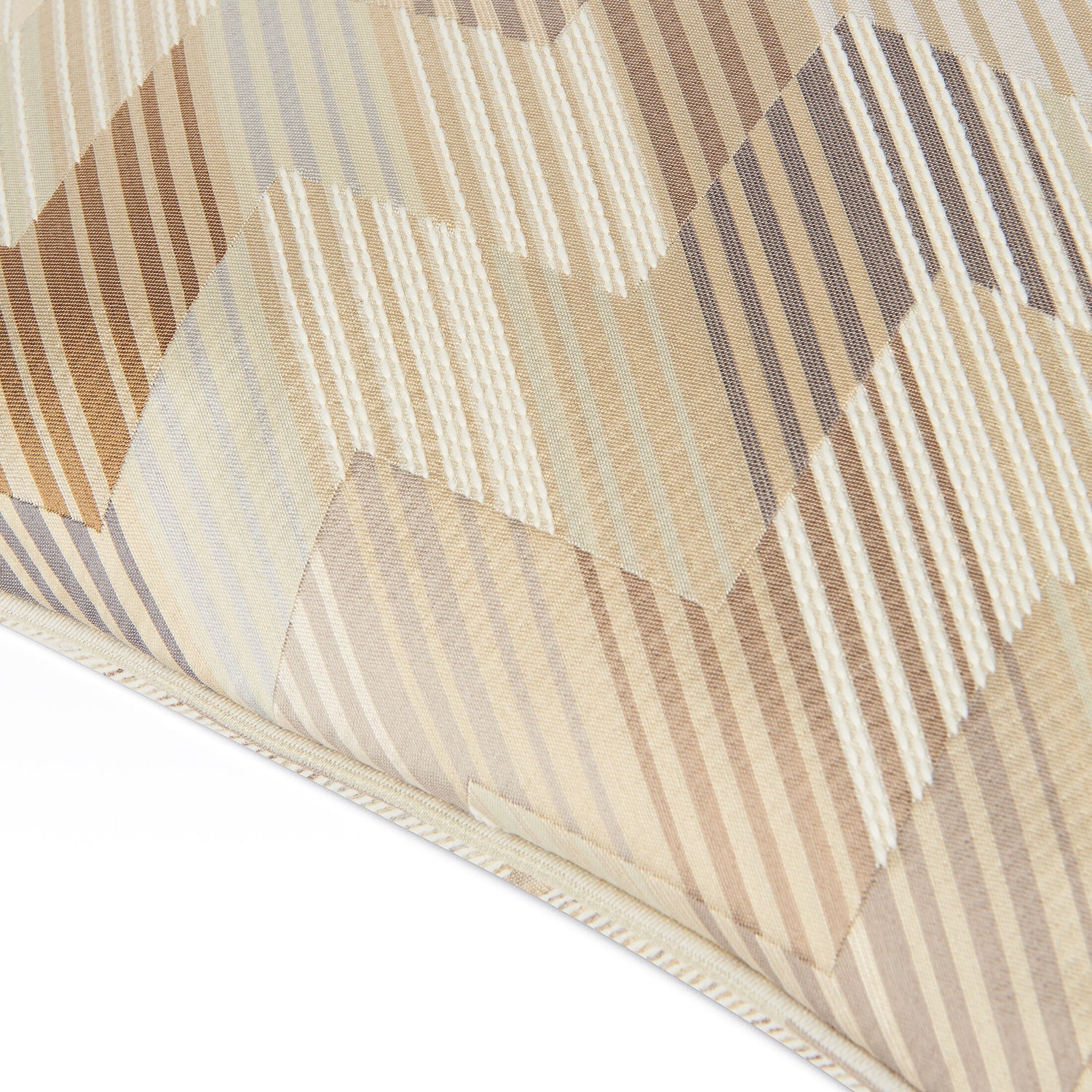 missoni home | betulla cushion 40cm | colour 148R - DC