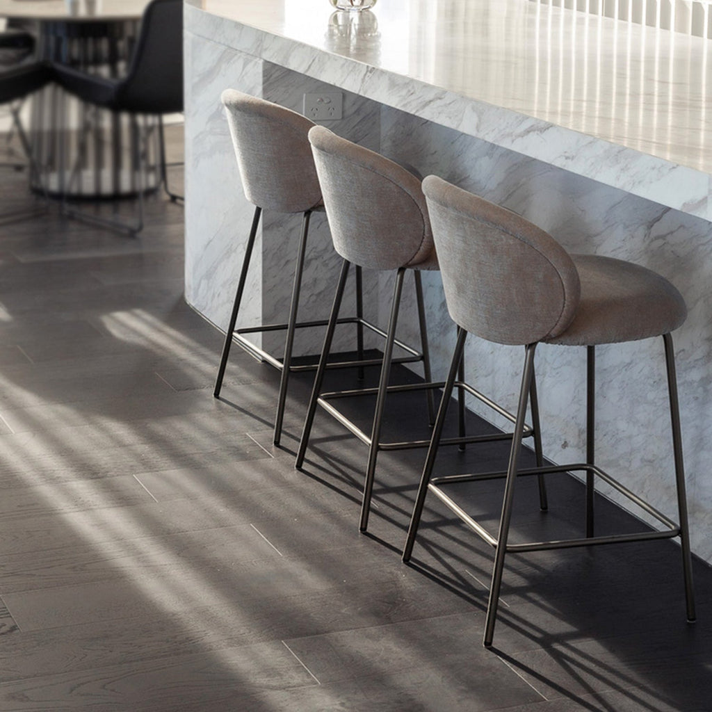 freifrau | ona kitchen stool 65cm | maple 732 + steel bronze glaze frame