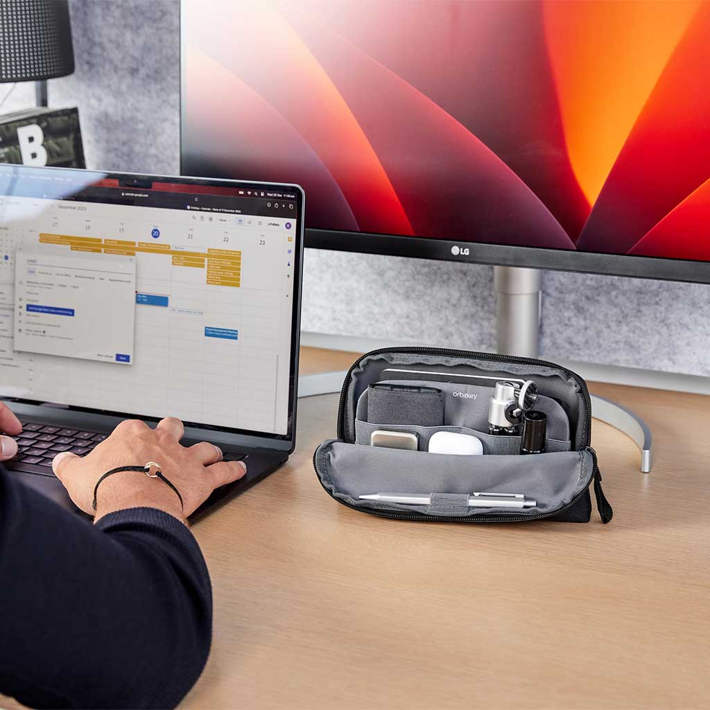 2-in-1 Tech Pouch