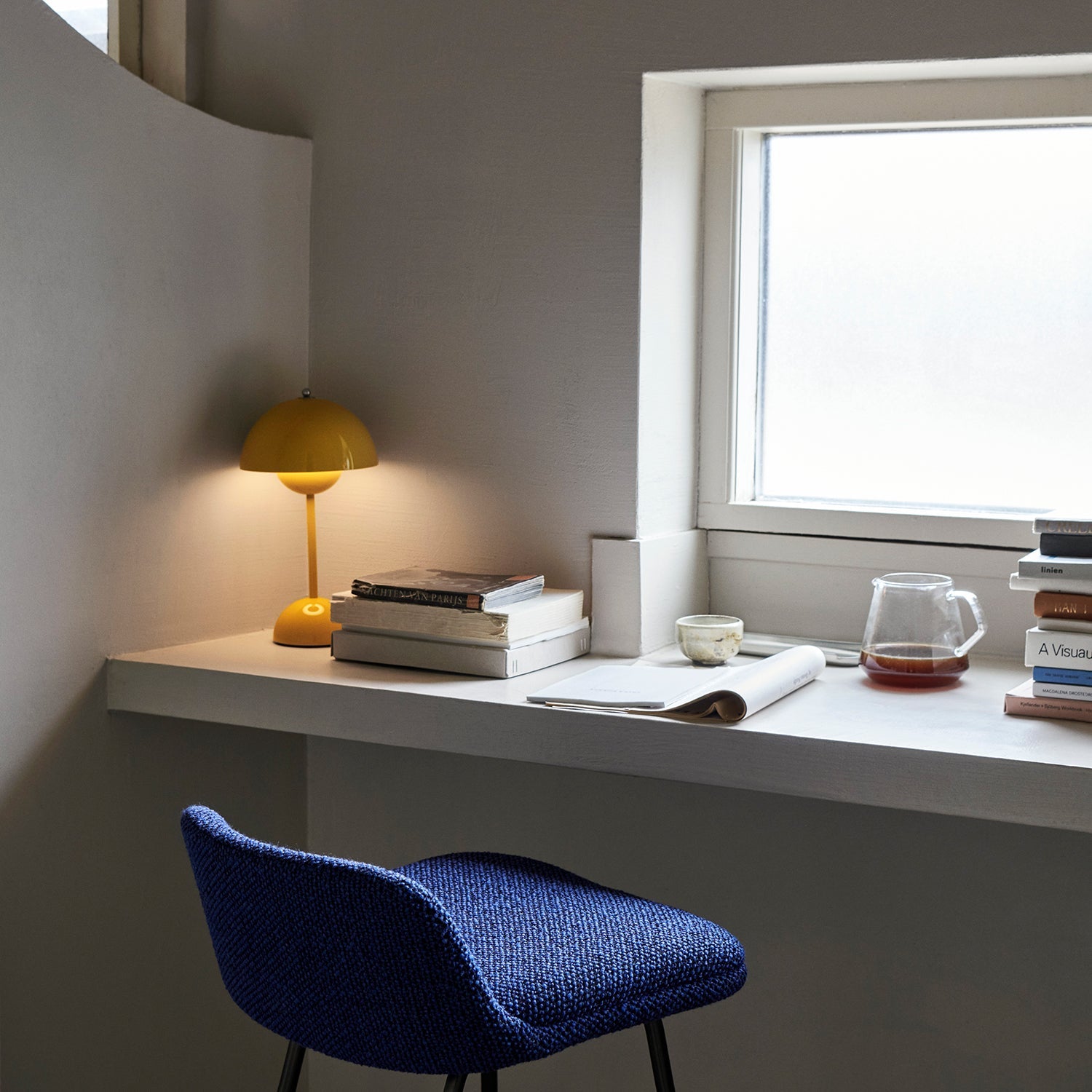 &tradition | flowerpot VP9 portable lamp | mustard